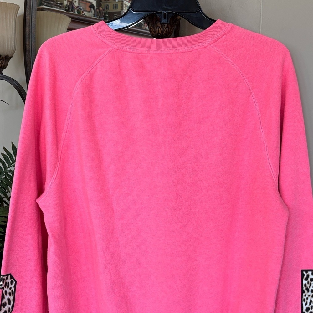 Vintage PINK Victoria's Secret Hot Pink Crew Neck Sweatshirt Leopard Print Y2K - Picture 9 of 13